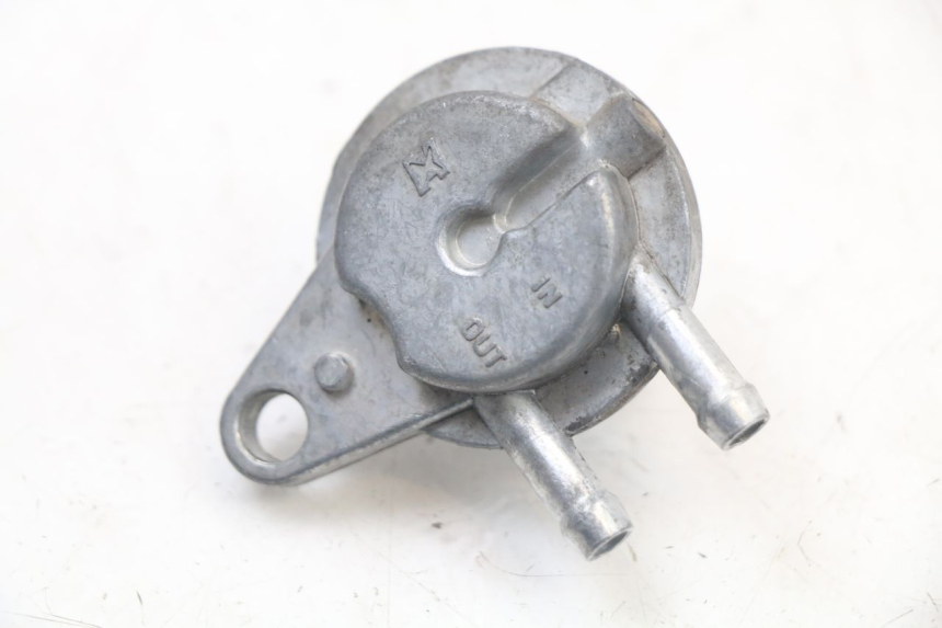 photo de VALVULA DEPOSITO APRILIA SR MOTARD 50 (2012 - 2018) - Zoom estado de uso