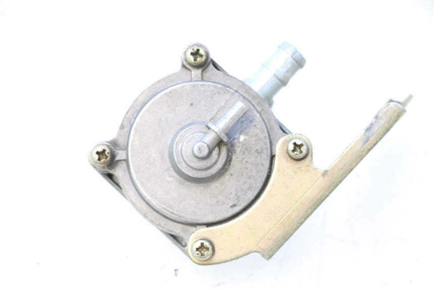 photo de VALVULA DEPOSITO HONDA ST PAN EUROPEAN 1100 (1990 - 2002) - Primer plano técnico