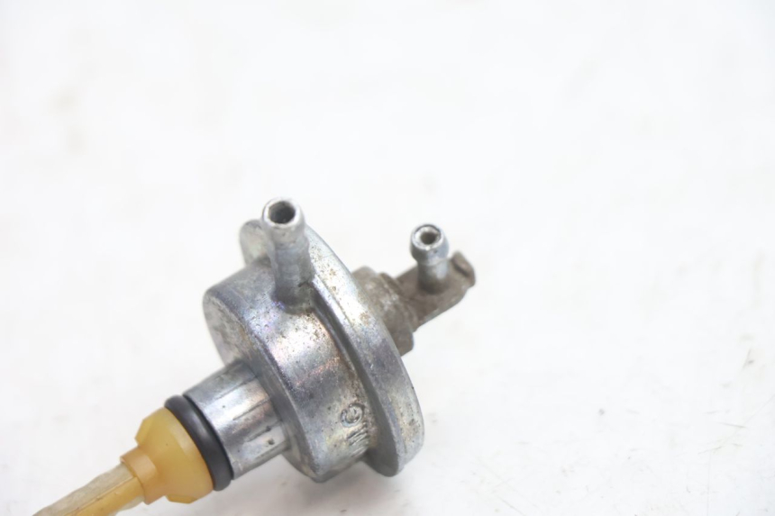 photo de VALVULA DEPOSITO PEUGEOT TREKKER 50 (1995 - 2004) - Detalle de la pieza