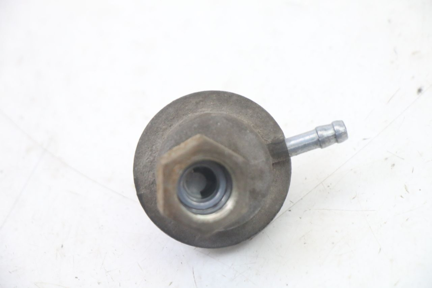 photo de VALVULA DEPOSITO PEUGEOT TWEET PRO CARGO 50 (2018 - 2022) - Otra perspectiva