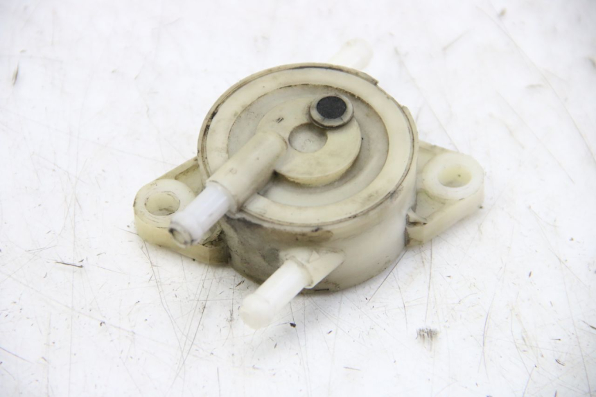 photo de DEPRESIÓN DEPÓSITO PIAGGIO VESPA GRANTURISMO 125 (2003 - 2007) - Detalle de la pieza