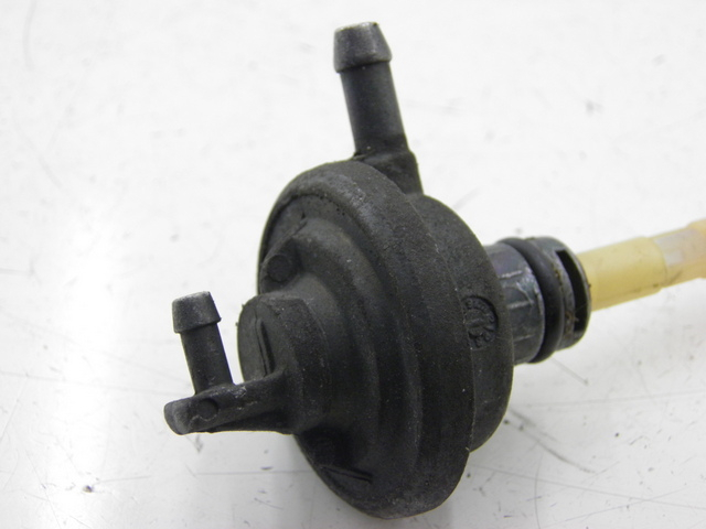 photo de DEPRESIÓN DEPÓSITO YAMAHA YP MAJESTY 125 (2007 - 2010) - Zoom estado de uso
