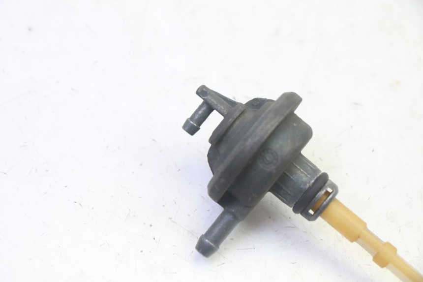 photo de DEPRESIÓN DEPÓSITO YAMAHA YP MAJESTY 125 (2007 - 2010) - Detalle de la pieza