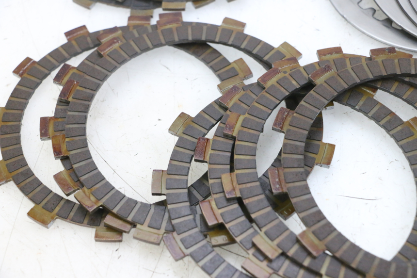 photo de DISCO EMBRAGUE YAMAHA TDM ABS 900 (2002 - 2014) - Zoom estado de uso