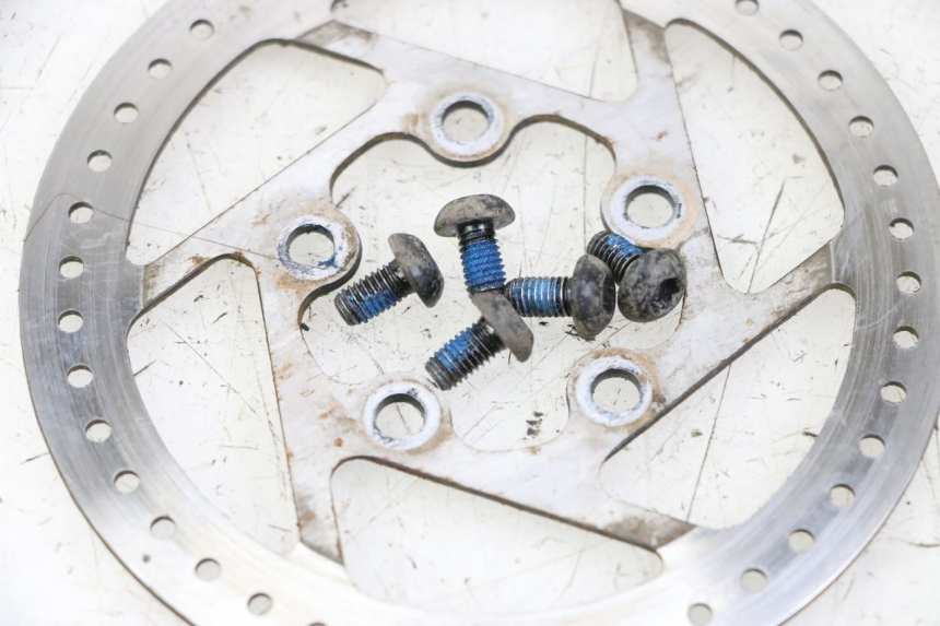 photo de DISCO DE FRENOS TRASERO URBANGLIDE 100XS 1 - Otra perspectiva