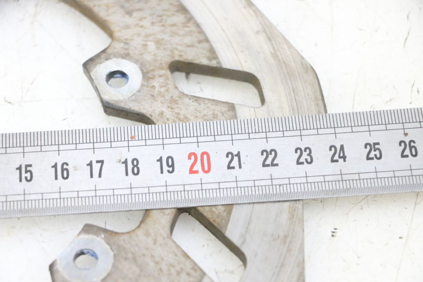 photo de DISCO FRENO TRASERO KSR CODE 125 (2018 - 2020) - Zoom estado de uso