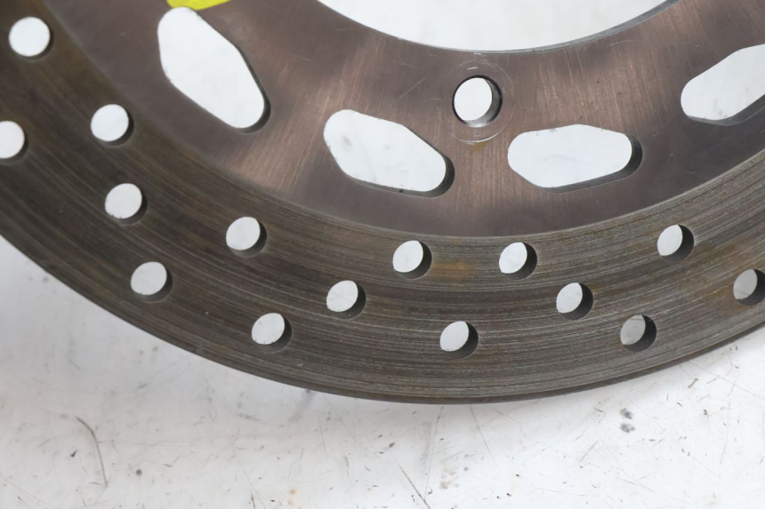 photo de DISCO FRENO TRASERO YAMAHA FZ8 800 (2010 - 2016) - Detalles de los puntos de fijación
