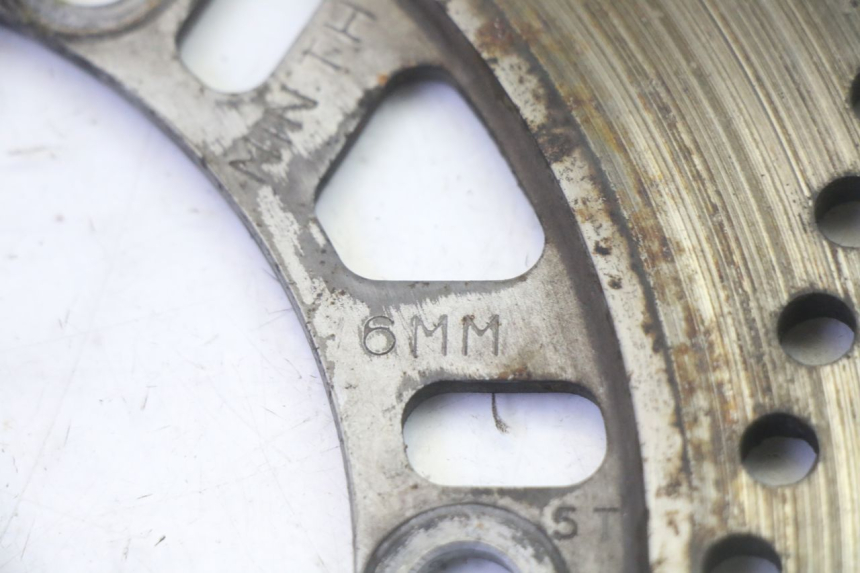 photo de DISCO FRENO TRASERO KAWASAKI GPZ RX 1000 (1986 - 1988) - Primer plano técnico