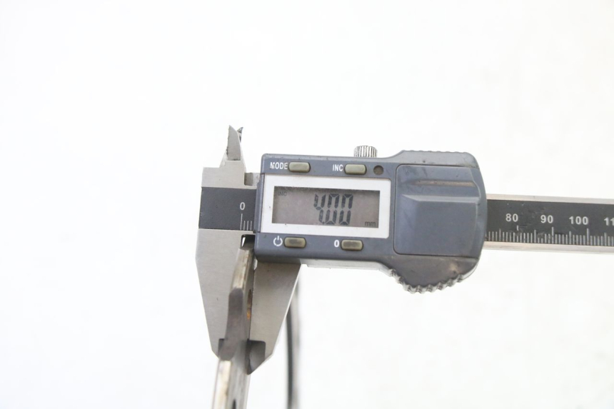 photo de DISCO FRENO TRASERO KAWASAKI KX F KXF 450 (2009 - 2011) - Detalles de los puntos de fijación