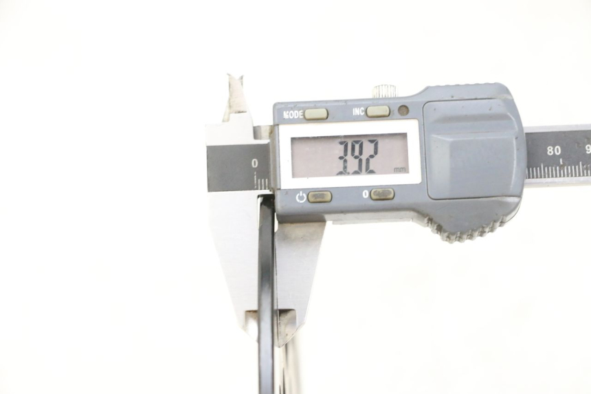 photo de DISCO FRENO TRASERO EFUN PUSA 1 - Otra perspectiva