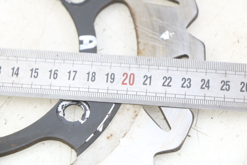 photo de DISCO DE FRENO TRASERO YAMASAKI RAPTOR 50 (2013 - 2018) - Zoom estado de uso