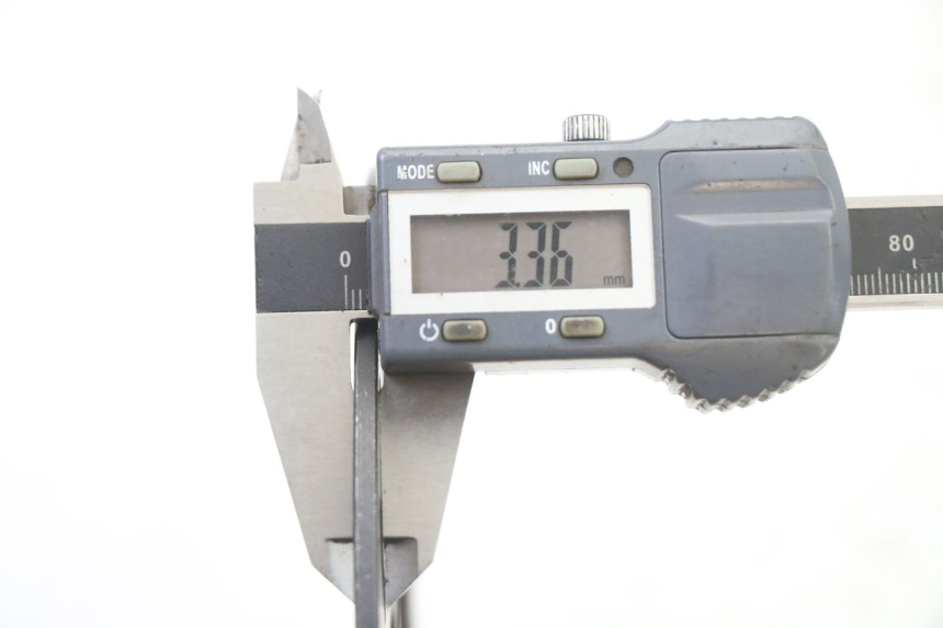 photo de DISCO DE FRENO TRASERO APOLLO RXF 125 - Primer plano técnico