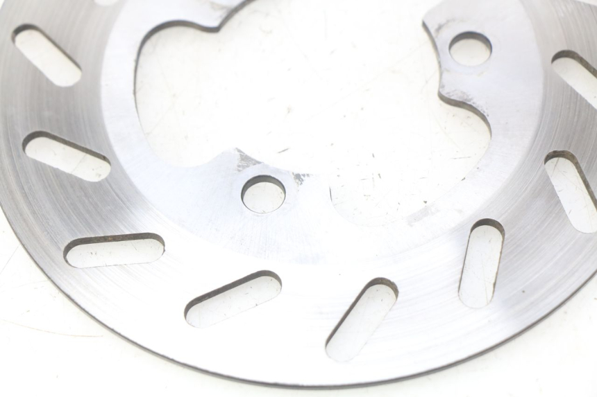 photo de DISCO DE FRENO TRASERO GILERA SMT SUPERMOTARD 50 (2009 - 2017) - Primer plano técnico