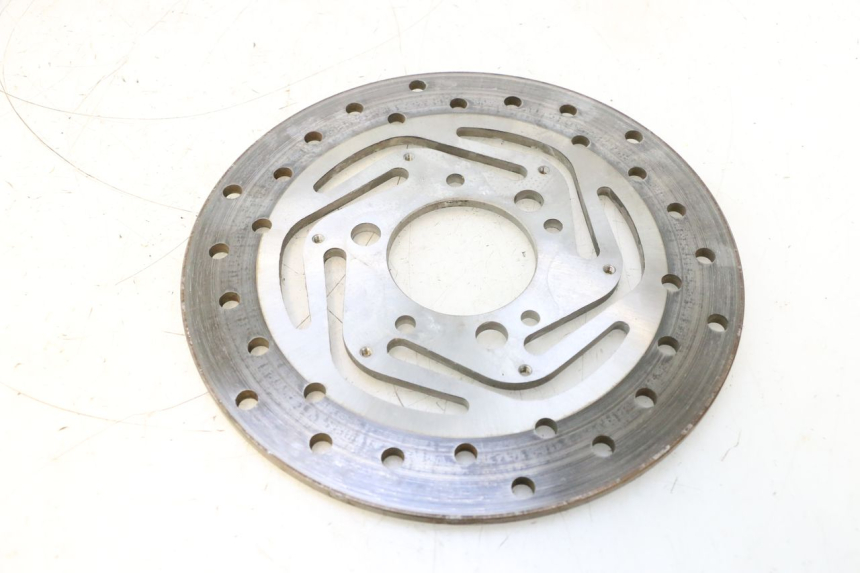 photo de DISCO FRENO TRASERO CAN-AM SPYDER RS 1000 (2008 - 2012) - Primer plano técnico