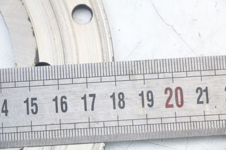 photo de DISCO DE FRENO DELANTERO KYMCO AGILITY 4T 50 (2018 - 2022) - Primer plano técnico