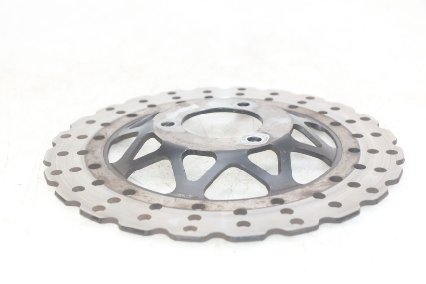 photo de DISCO DE FRENO DELANTERO NECO ALEXONE 125 (2017 - 2024) - Primer plano técnico