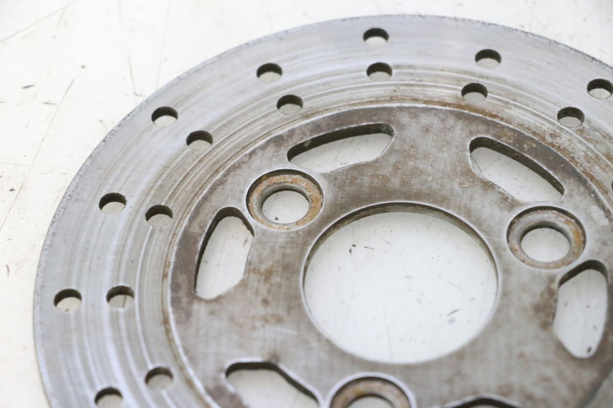 photo de DISCO FRENO DELANTERO MBK BOOSTER SPIRIT 50 (1996 - 1999) - Detalles de los puntos de fijación