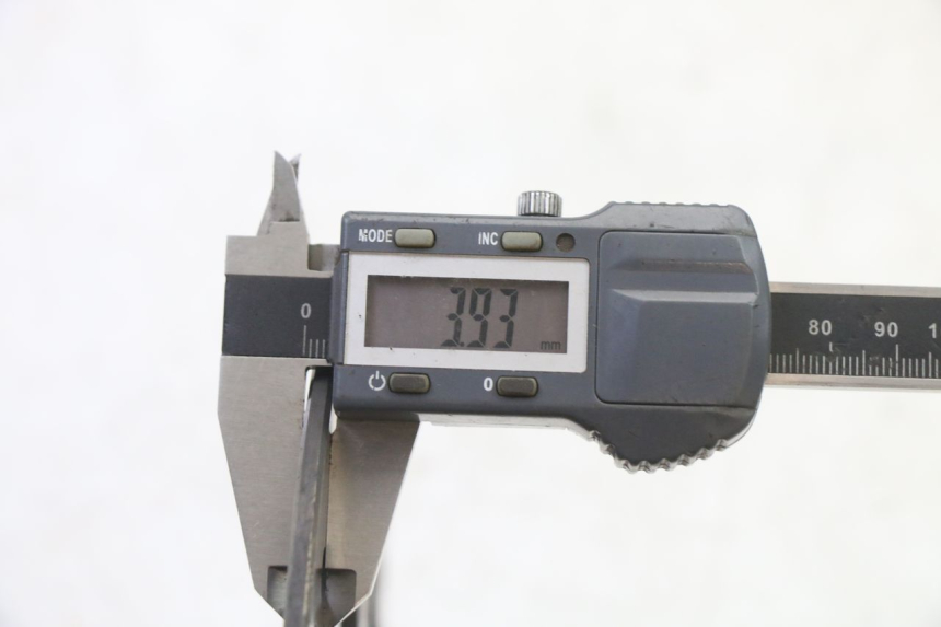 photo de DISCO FRENO DELANTERO TNT MOTOR BOSTON 4T 50 (2018 - 2025) - Primer plano técnico