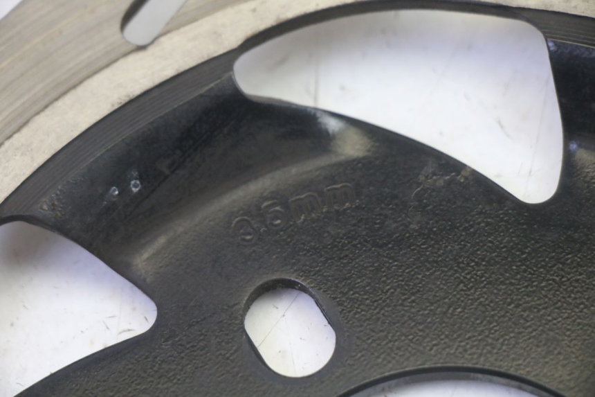 photo de DISCO DE FRENO DELANTERO SYM CROX 4T 50 (2016 - 2023) - Primer plano técnico