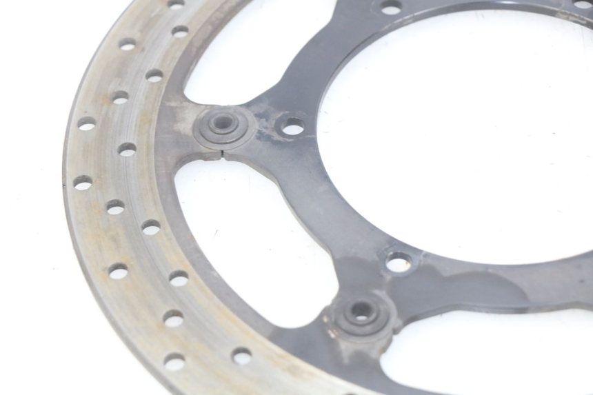 photo de DISCO DE FRENO DELANTERO YAMAHA FJR ABS 1300 (2016 - 2020) - Primer plano técnico