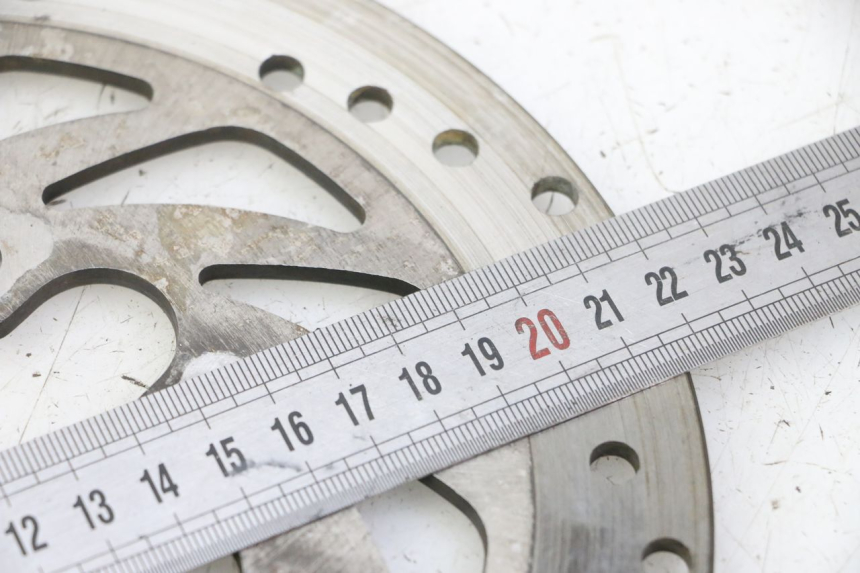 photo de DISCO FRENO DELANTERO KYMCO GRAND DINK 125 (2008 - 2014) - Zoom estado de uso