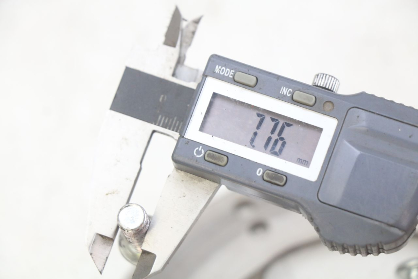 photo de DISCO DE FRENO DELANTERO PEUGEOT KISBEE 2T 50 (2010 - 2017) - Zoom estado de uso