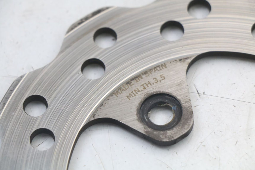 photo de DISCO DE FRENO DELANTERO PEUGEOT KISBEE 2T 50 (2010 - 2017) - Zoom estado de uso