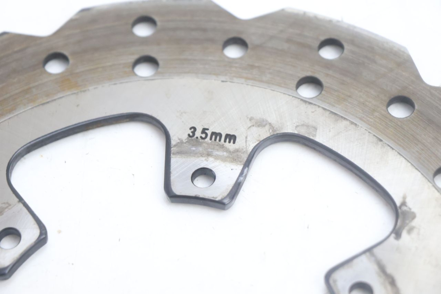 photo de DISCO FRENO DELANTERO PIAGGIO MP3 HPE 530 (2022 - 2026) - Primer plano técnico