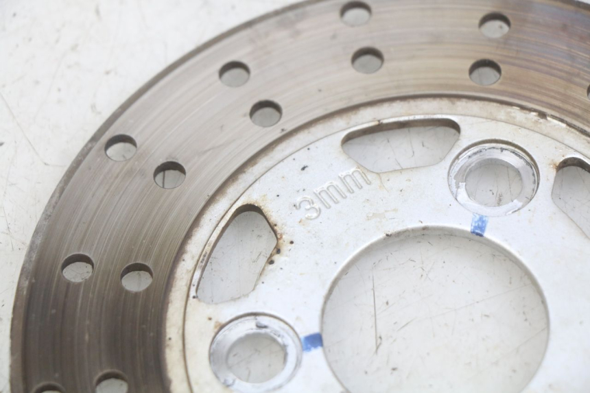 photo de DISCO DE FRENO DELANTERO JM MOTORS OLDIES RS 4T 50 (2021 - 2024) - Detalles de los puntos de fijación