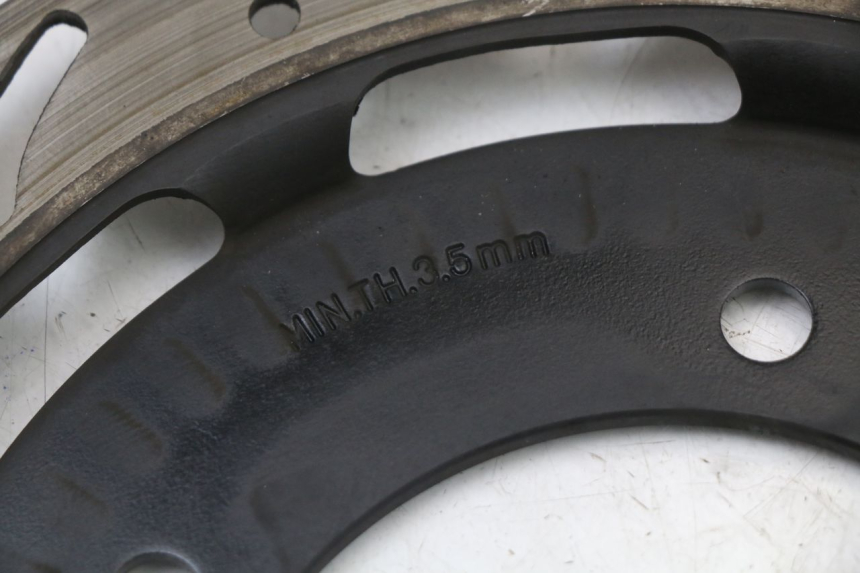 photo de DISCO FRENO DELANTERO PEUGEOT BELVILLE 125 (2017 - 2021) - Primer plano técnico