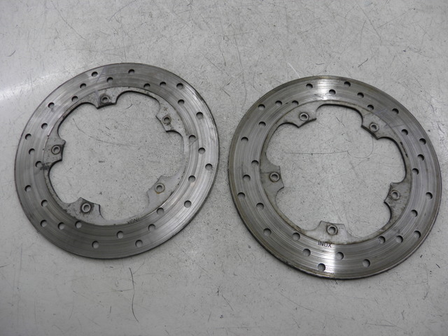 photo de DISCO FRENO DELANTERO PIAGGIO X9 250 (2000 - 2002) - Vista principal