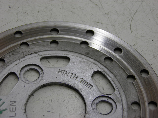 photo de DISCO FRENO DELANTERO QINGQI SPEEDY 50 (2005 - 2007) - Zoom estado de uso