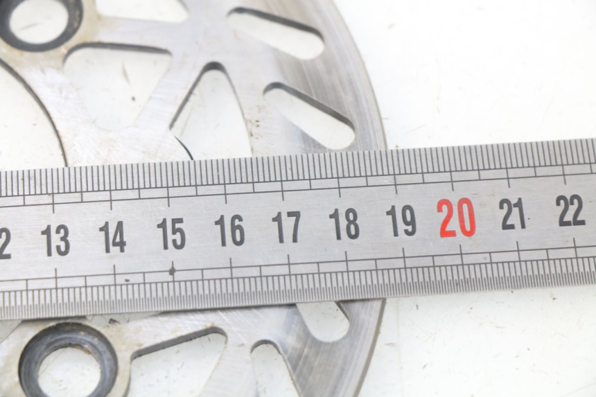 photo de DISCO DE FRENO DELANTERO APOLLO RFZ 150 - Zoom estado de uso