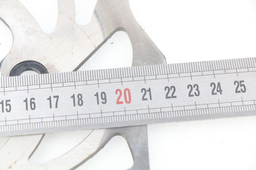 photo de DISCO DE FRENO DELANTERO APOLLO RXF 125 - Primer plano técnico