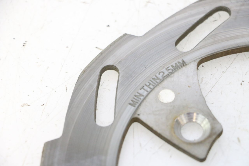 photo de DISCO FRENO DELANTERO PEUGEOT TKR TREKKER FURIOUS 50 (2005 - 2014) - Detalles de los puntos de fijación