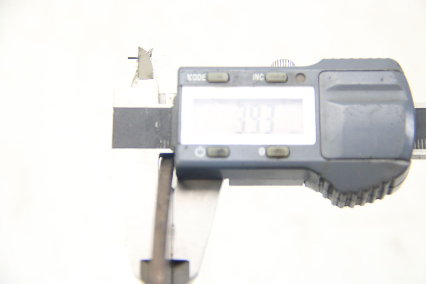 photo de DISCO DE FRENO DELANTERO PIAGGIO VESPA SPRINT 2T 50 (2014 - 2018) - Otra perspectiva