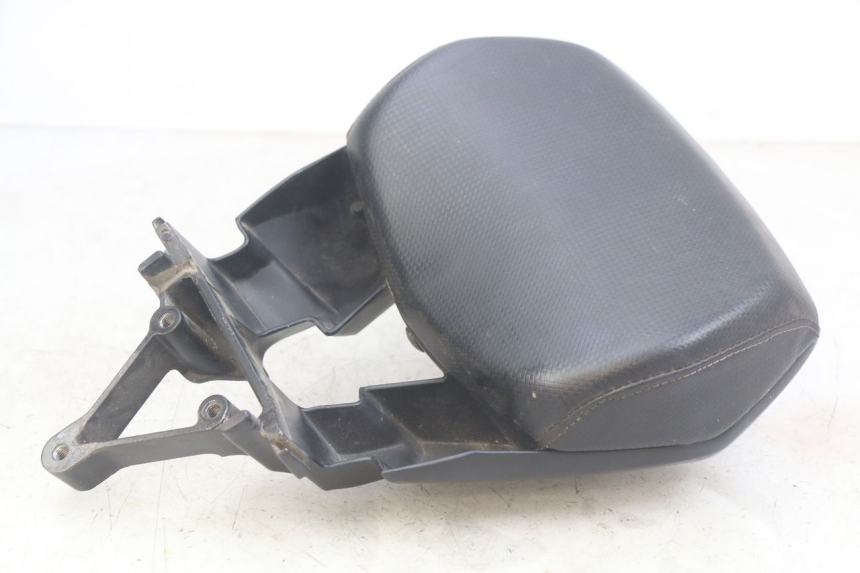 photo de RESPALDO NECO ALEXONE 125 (2017 - 2024) - Detalles de los puntos de fijación