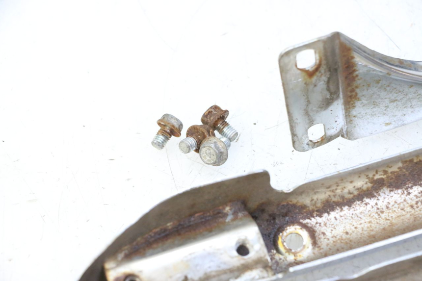 photo de RESPALDO  HYOSUNG GV AQUILA 125 (2000 - 2009) - Zoom estado de uso