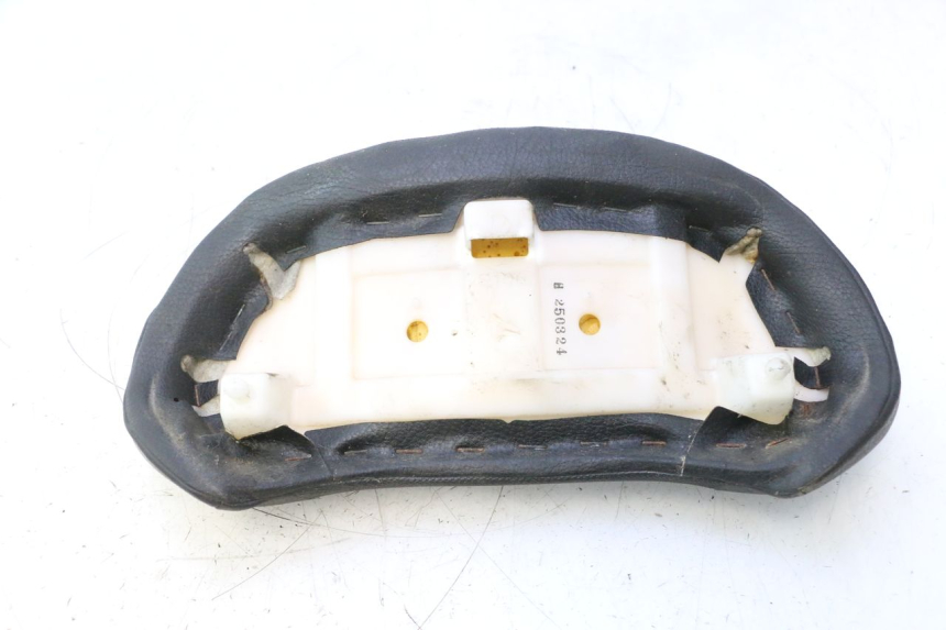 photo de RESPALDO  SUZUKI BURGMAN EXECUTIVE ABS 650 (2006 - 2012) - Primer plano técnico
