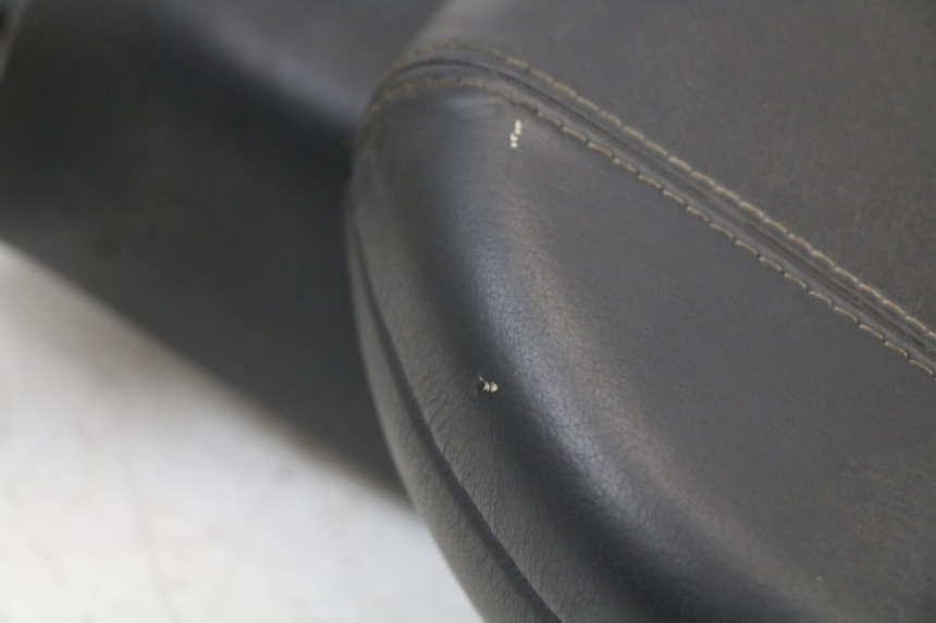 photo de RESPALDO BMW C1 125 (2000 - 2003) - Detalles de los puntos de fijación