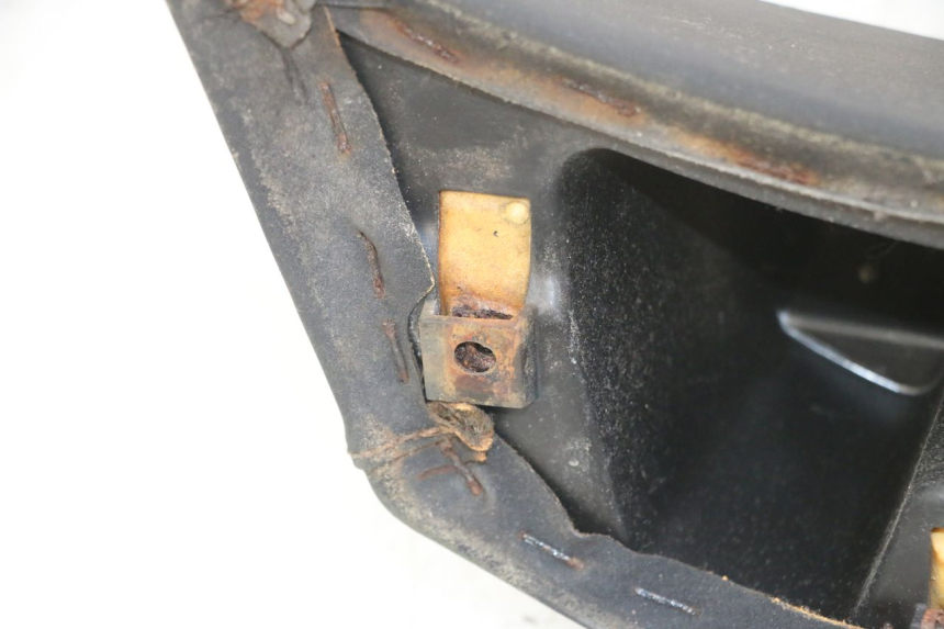 photo de RESPALDO  PEUGEOT SATELIS 125 (2013 - 2018) - Primer plano técnico