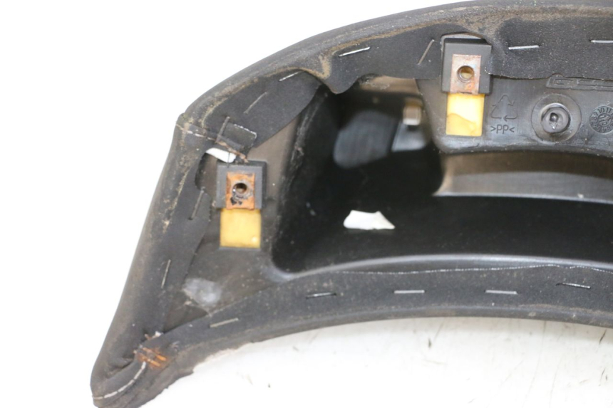 photo de RESPALDO  PEUGEOT SATELIS 125 (2013 - 2018) - Primer plano técnico