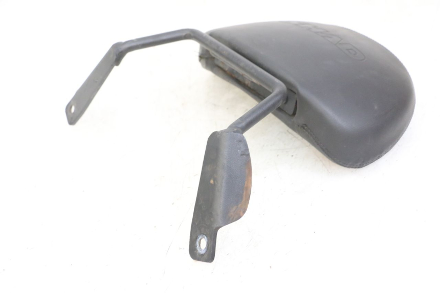 photo de RESPALDO  SUZUKI BURGMAN 125 (2018 - 2021) - Detalles de los puntos de fijación