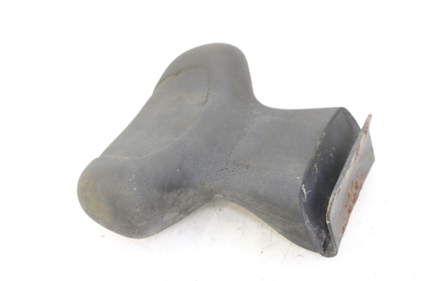 photo de RESPALDO  PIAGGIO X8 125 (2004 - 2007) - Detalles de los puntos de fijación