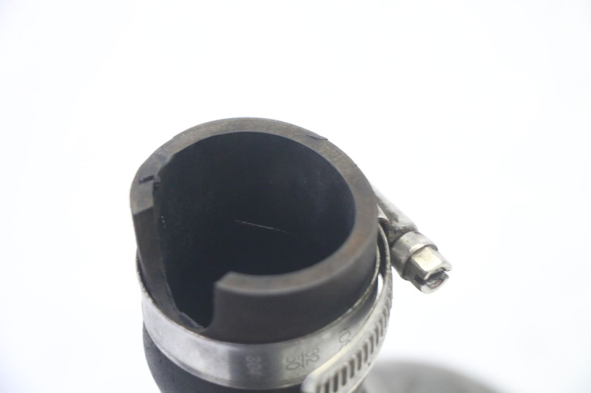 photo de TUBO GASOLINA QUADRO 4 4D 350 (2015 - 2018) - Otra perspectiva