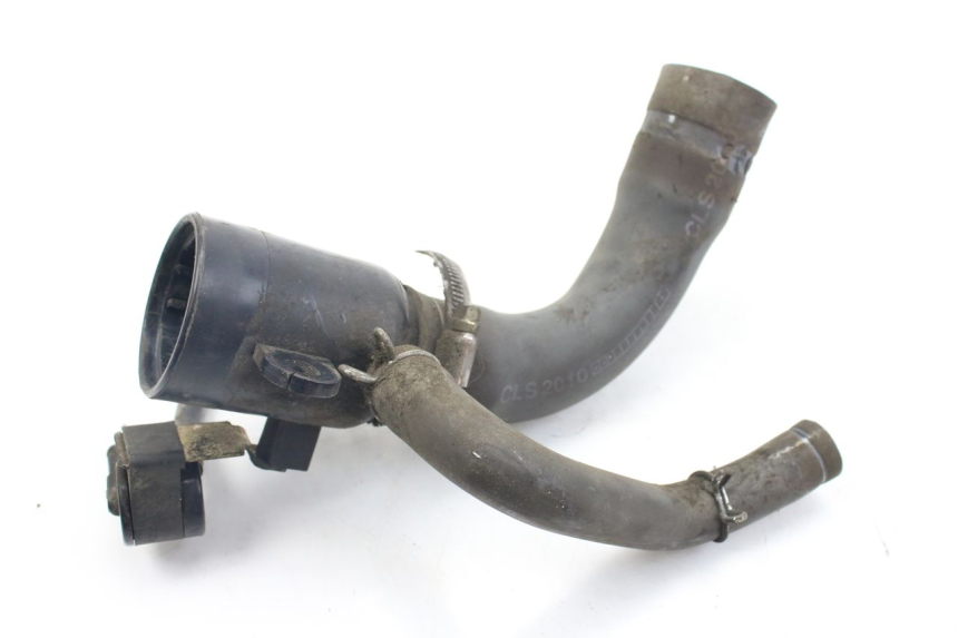 photo de MANGUERA DE COMBUSTIBLE. SYM CITYCOM CITY COM 125 (2009 - 2014) - Primer plano técnico