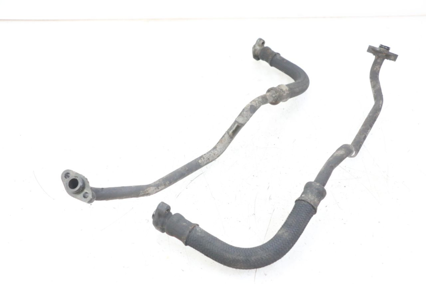 photo de MANGUERA DE ACEITE YAMAHA FJ 3CX 1200 (1986 - 1996) - Primer plano técnico