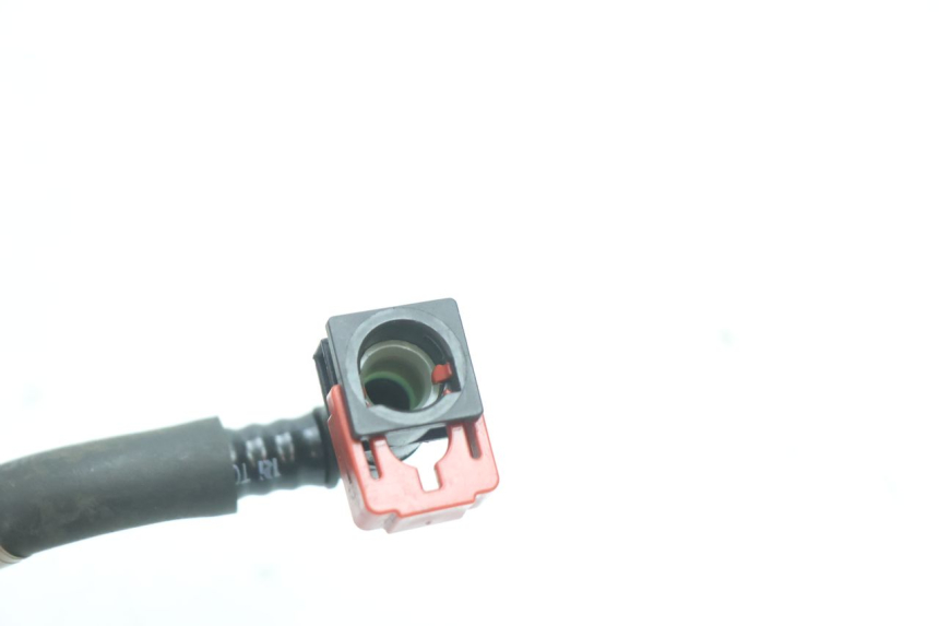 photo de TUBO INYECTOR KAWASAKI ER-6 ER6 N 650 (2005 - 2009) - Primer plano técnico