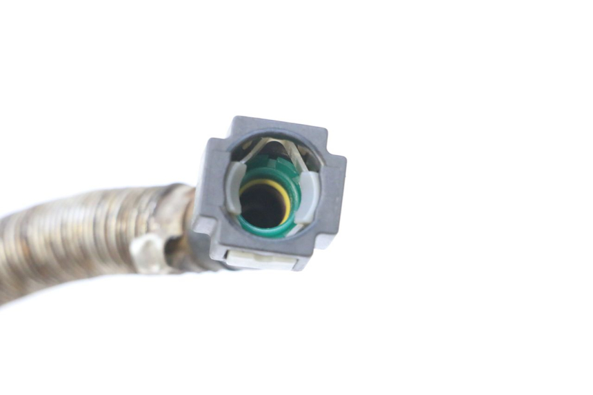 photo de TUBO INYECTOR JM MOTORS F45i 4T 50 (2020 - 2023) - Primer plano técnico