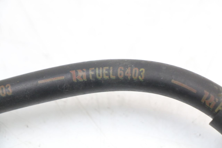 photo de TUBO INYECTOR HONDA FJS SILVER WING SILVERWING 400 (2005 - 2008) - Primer plano técnico